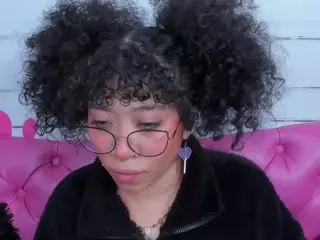 SAFIRO-AGATA's Live Sex Cam Show