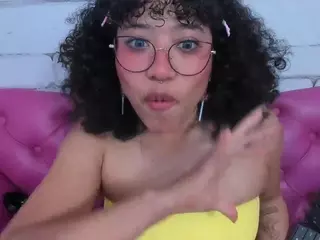 SAFIRO-AGATA's Live Sex Cam Show