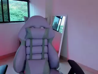 LittleDanni's Live Sex Cam Show