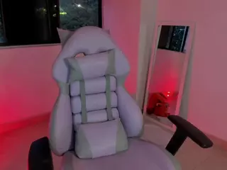 LittleDanni's Live Sex Cam Show