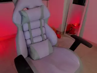 LittleDanni's Live Sex Cam Show