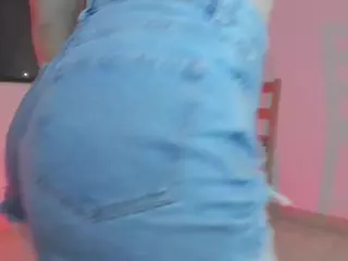 LittleDanni's Live Sex Cam Show