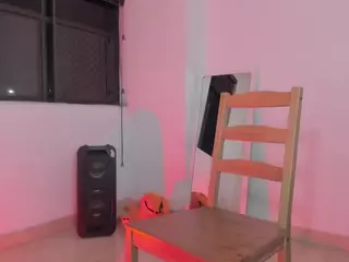 LittleDanni's Live Sex Cam Show