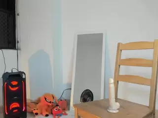 LittleDanni's Live Sex Cam Show