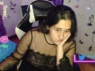 MelRaise's Live Sex Cam Show