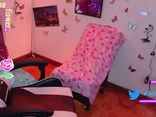 MelRaise's Live Sex Cam Show