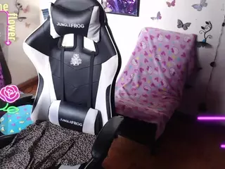 MelRaise's Live Sex Cam Show
