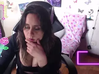 MelRaise's Live Sex Cam Show