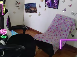 MelRaise's Live Sex Cam Show