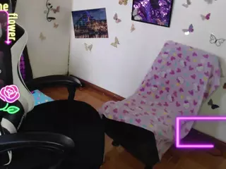 MelRaise's Live Sex Cam Show