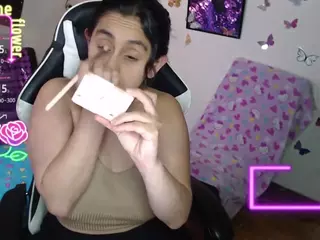 MelRaise's Live Sex Cam Show