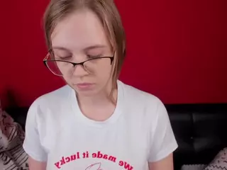 Mia's Live Sex Cam Show