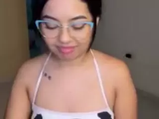 TaraHills's Live Sex Cam Show