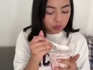 TaraHills's Live Sex Cam Show