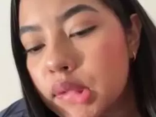 TaraHills's Live Sex Cam Show
