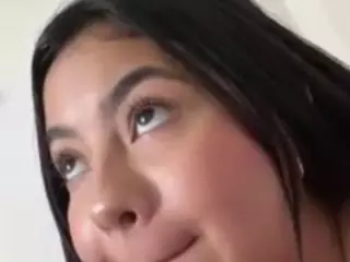 TaraHills's Live Sex Cam Show