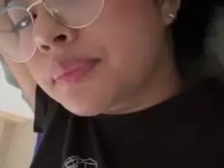 TaraHills's Live Sex Cam Show