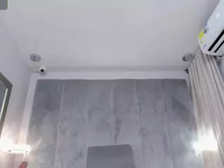 aliinasmith's Live Sex Cam Show