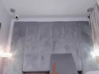 aliinasmith's Live Sex Cam Show