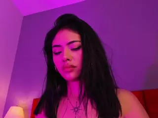Giovanna  Oliveira's Live Sex Cam Show