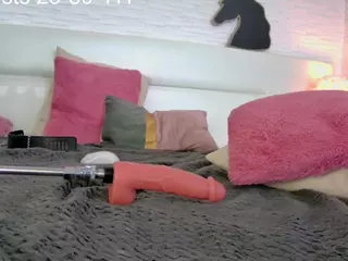 LaurynCopper's Live Sex Cam Show