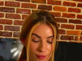 LaurynCopper's Live Sex Cam Show