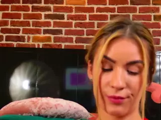 LaurynCopper's Live Sex Cam Show