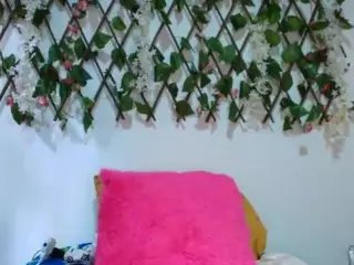 anymour's Live Sex Cam Show