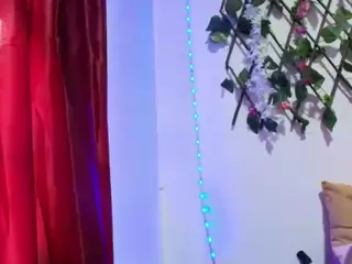 anymour's Live Sex Cam Show