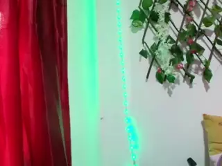 anymour's Live Sex Cam Show