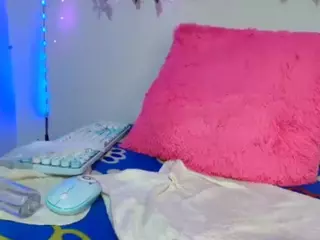 anymour's Live Sex Cam Show