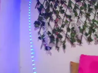 anymour's Live Sex Cam Show
