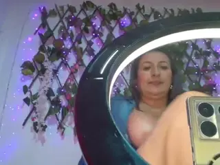 anymour's Live Sex Cam Show