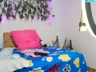 anymour's Live Sex Cam Show