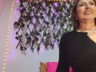 anymour's Live Sex Cam Show