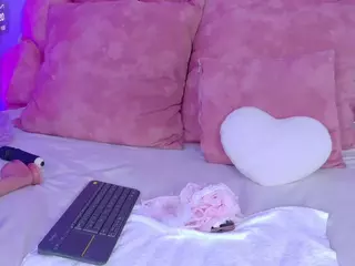 LunaLenox's Live Sex Cam Show