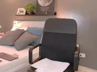LunaLenox's Live Sex Cam Show