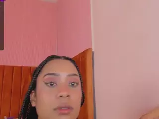 SaraCastiillo's Live Sex Cam Show