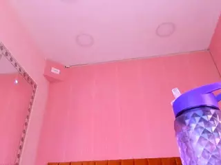 SaraCastiillo's Live Sex Cam Show