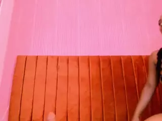 SaraCastiillo's Live Sex Cam Show
