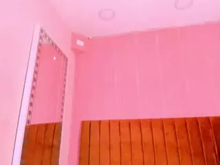 SaraCastiillo's Live Sex Cam Show