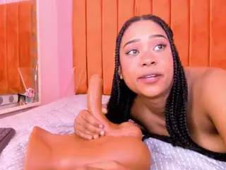 SaraCastiillo's Live Sex Cam Show