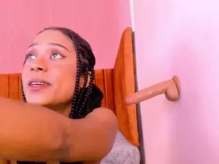 SaraCastiillo's Live Sex Cam Show