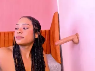 SaraCastiillo's Live Sex Cam Show