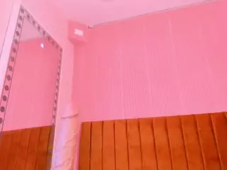 SaraCastiillo's Live Sex Cam Show