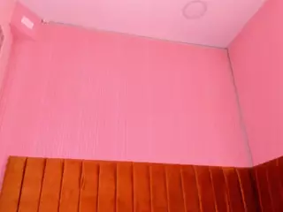 SaraCastiillo's Live Sex Cam Show