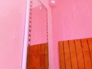 SaraCastiillo's Live Sex Cam Show