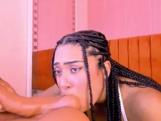 SaraCastiillo's Live Sex Cam Show