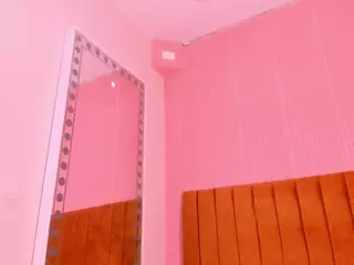 SaraCastiillo's Live Sex Cam Show