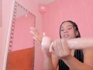 SaraCastiillo's Live Sex Cam Show